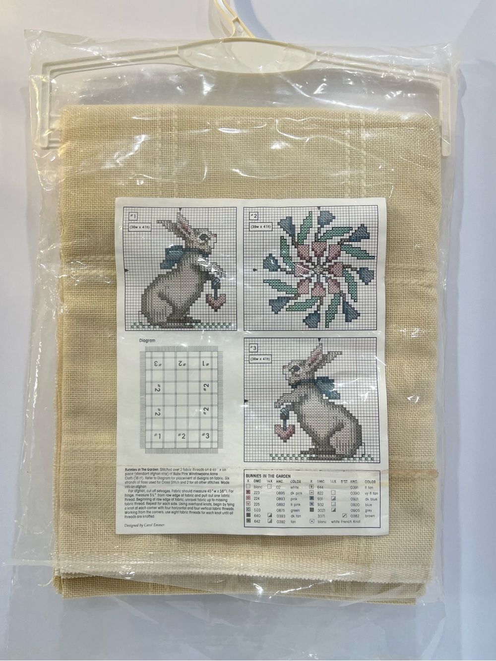 Vintage Leisure Arts Anne Cloth Bunny Rabbit Cross Stitch Afghan Fabric NOS - Picture 4 of 6